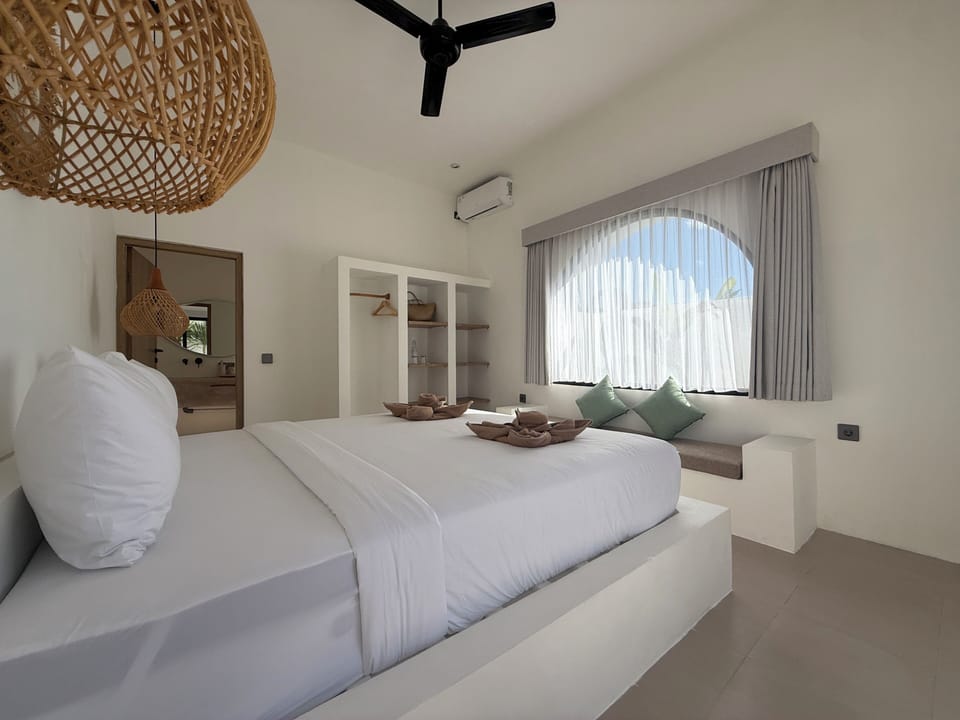 Superior Double Room, Patio, Garden View | WiFi (free), bed sheets