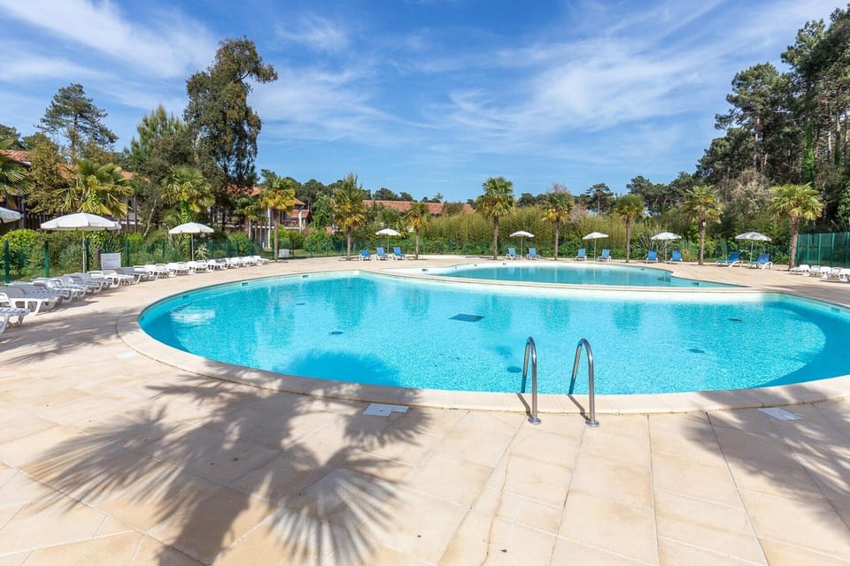 Holiday Home Swimming Pool