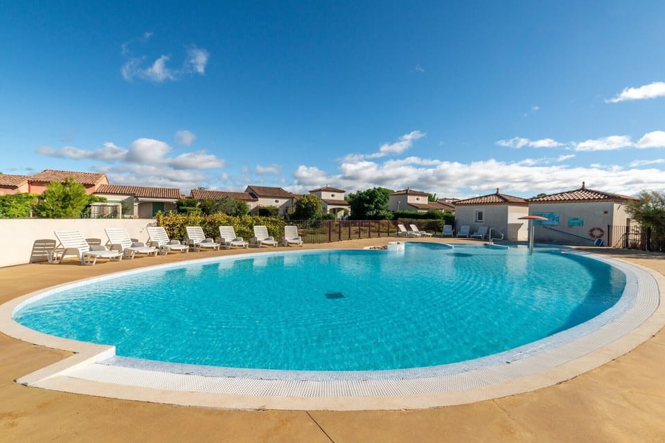Holiday Home Swimming Pool