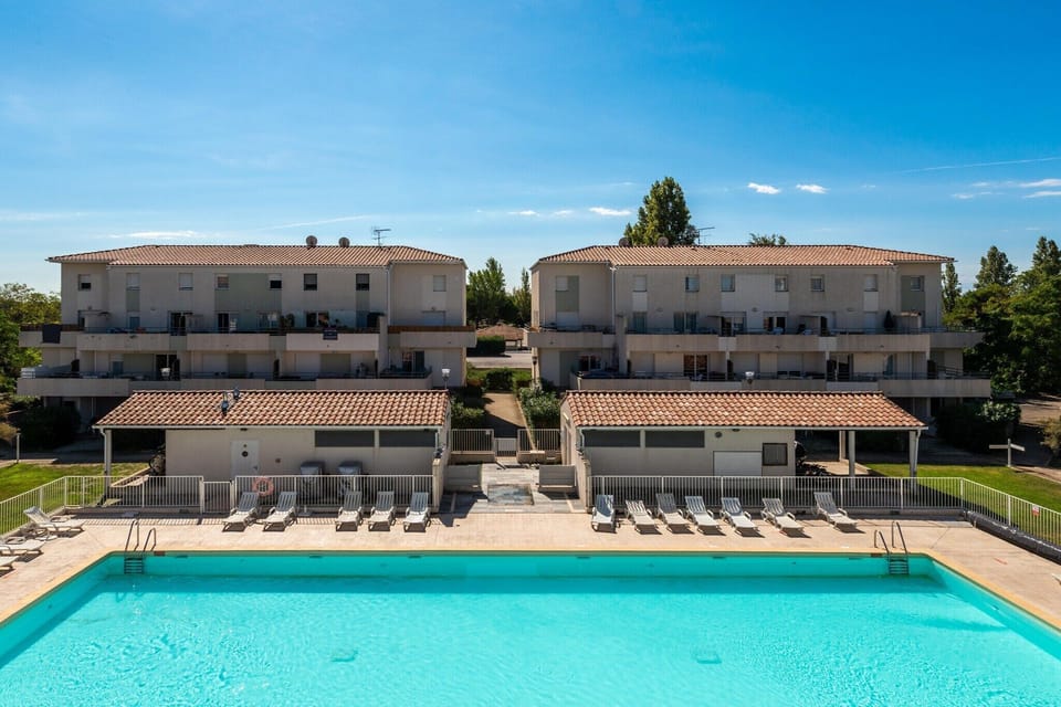 Holiday Home Swimming Pool