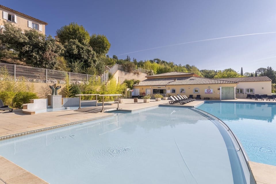 Holiday Home Swimming Pool