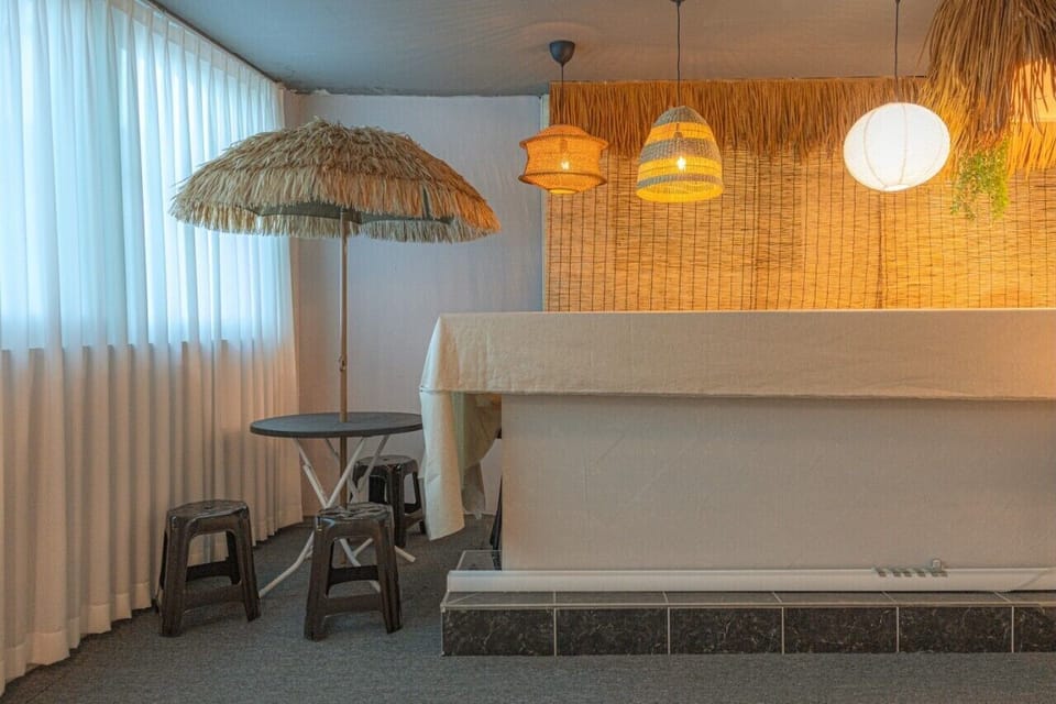 Bali Style / multiple capacity clean / yeongildae 3 minutes by walk | WiFi (free)