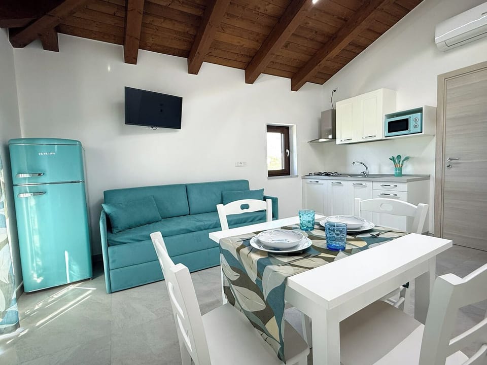 Studio, Garden View | Living area
