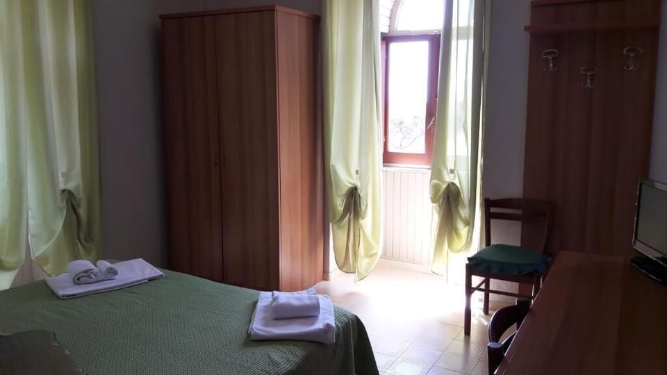 Standard Double or Twin Room, Balcony | In-room safe, blackout drapes, soundproofing, free WiFi