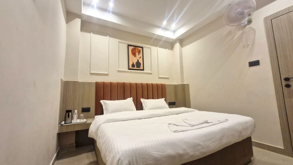 Double Room | Free WiFi
