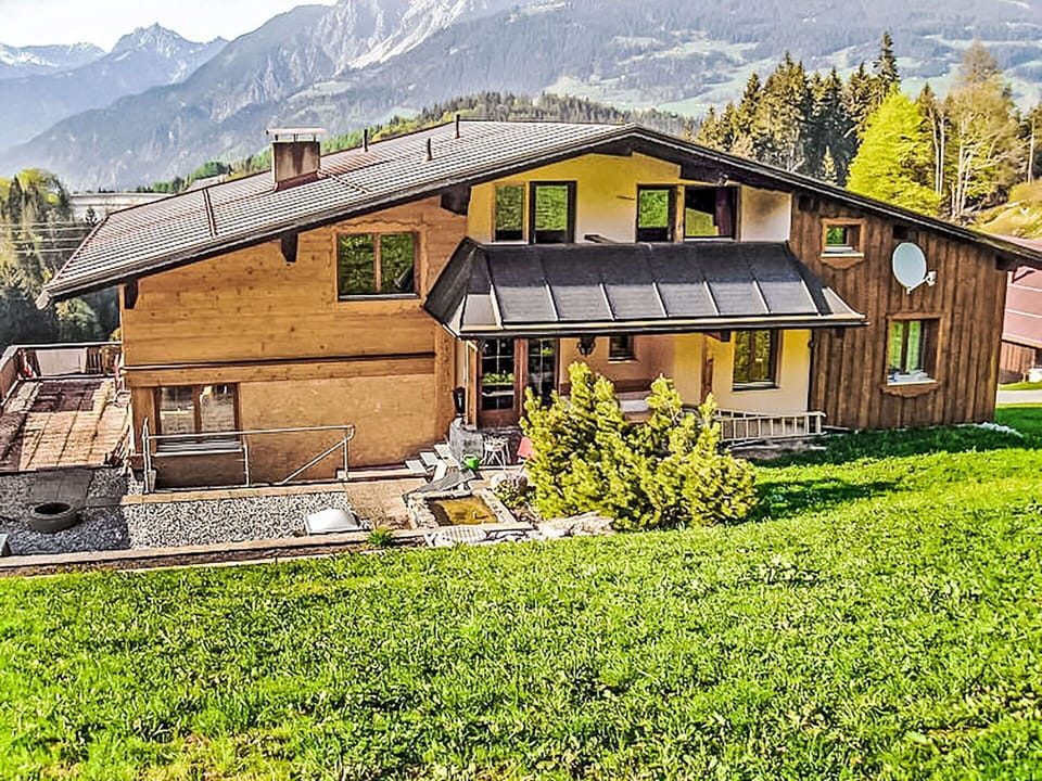 Building, House, Home, Roof, Cottage, Architecture, Rural Area, Estate, Slope, Farmhouse