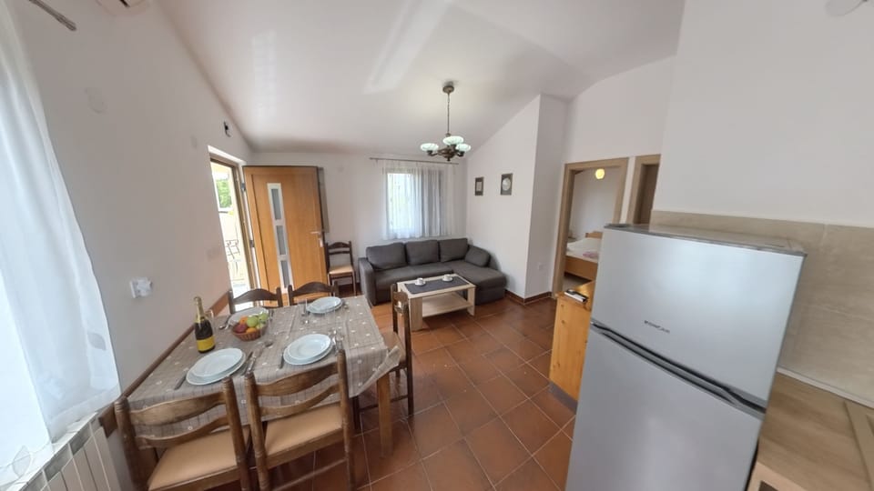Apartment, 2 Bedrooms, Balcony | Living room