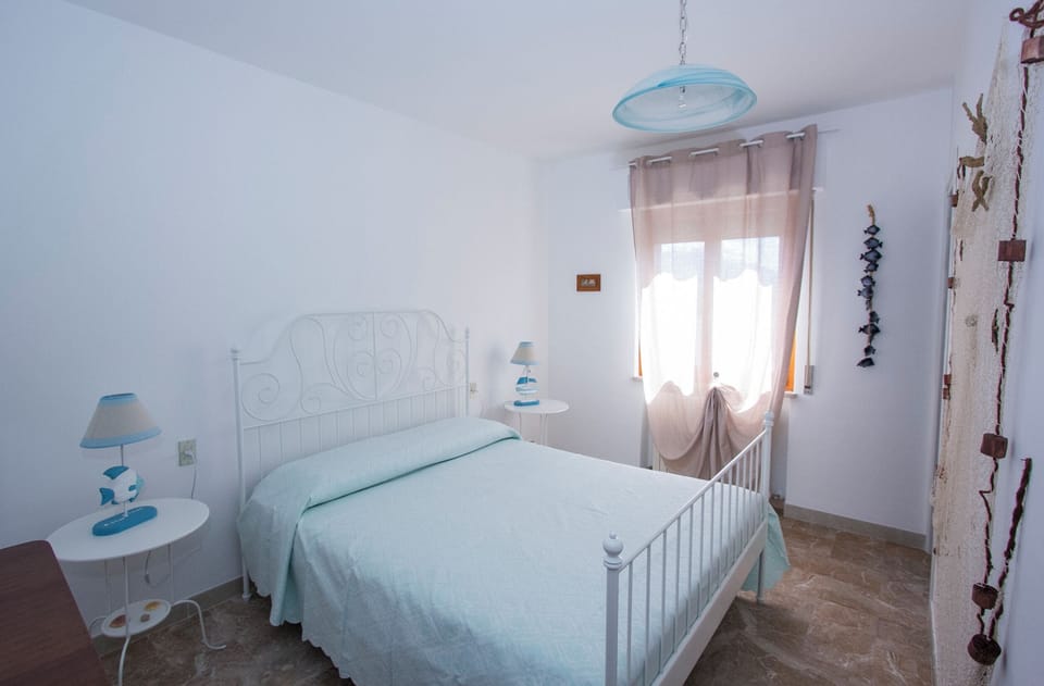 Double or Twin Room, Mountainside | Bed sheets