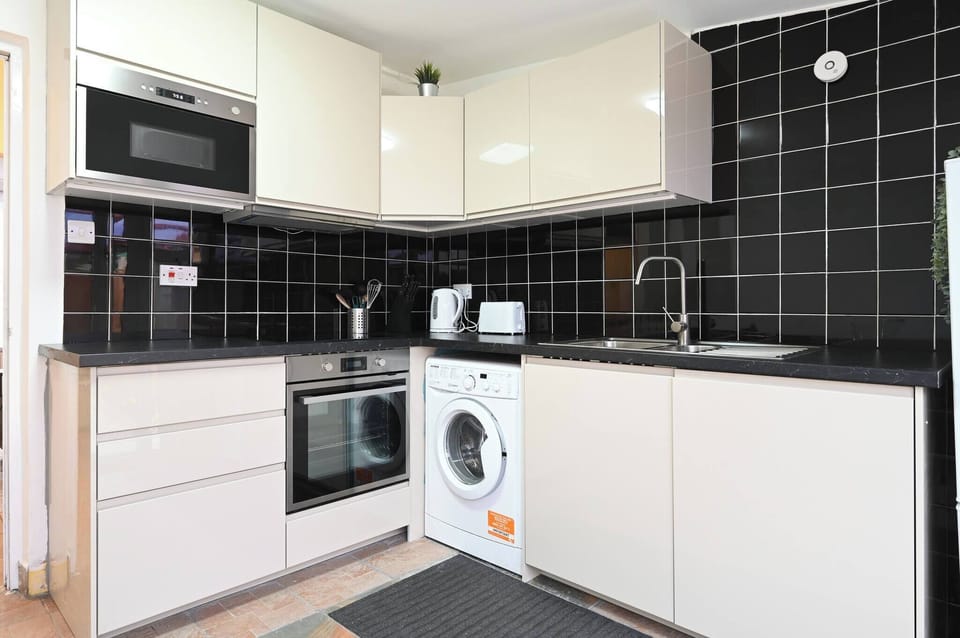 House, 2 Bedrooms | Interior