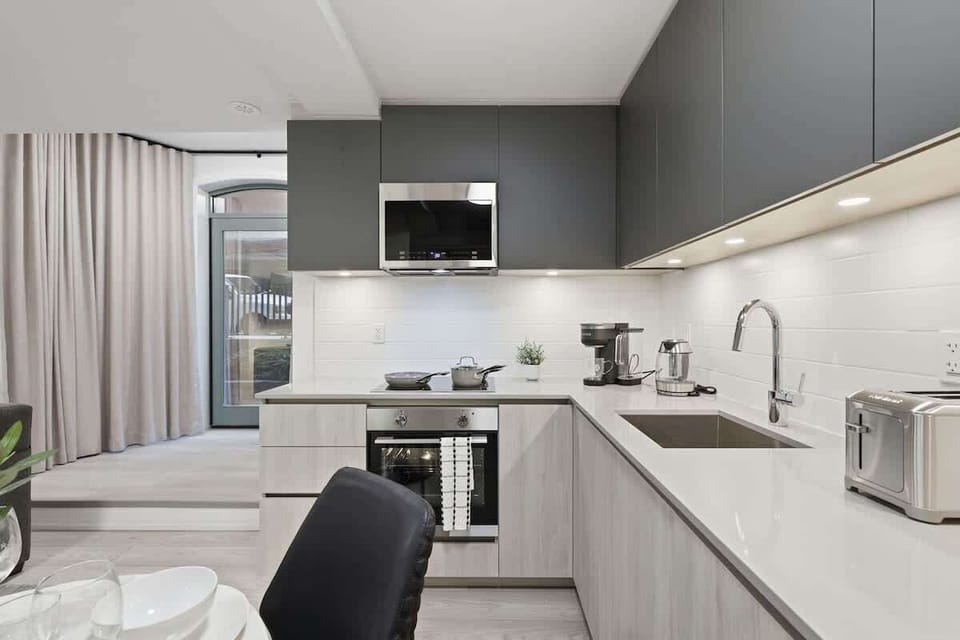 Fully equipped kitchen for home-cooked meals