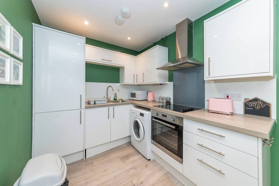 Apartment, 1 Bedroom | Laundry