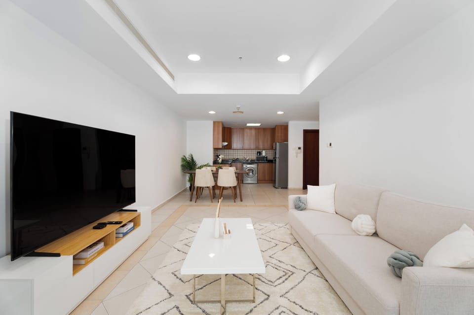 Premium Apartment, 2 Bedrooms, Sea View | Living area