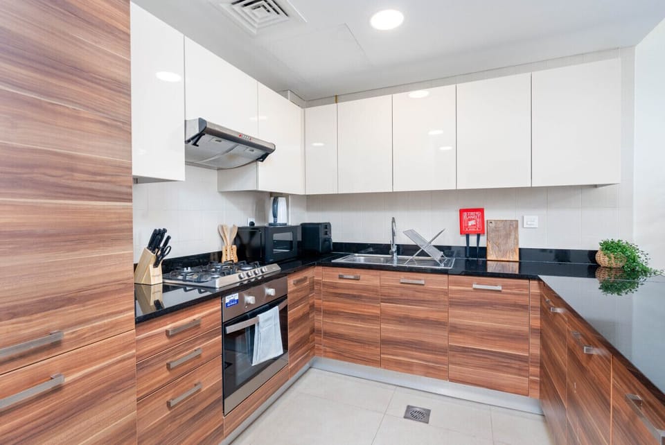 Deluxe Apartment, 1 Bedroom, Kitchen, Sea View | Private kitchen