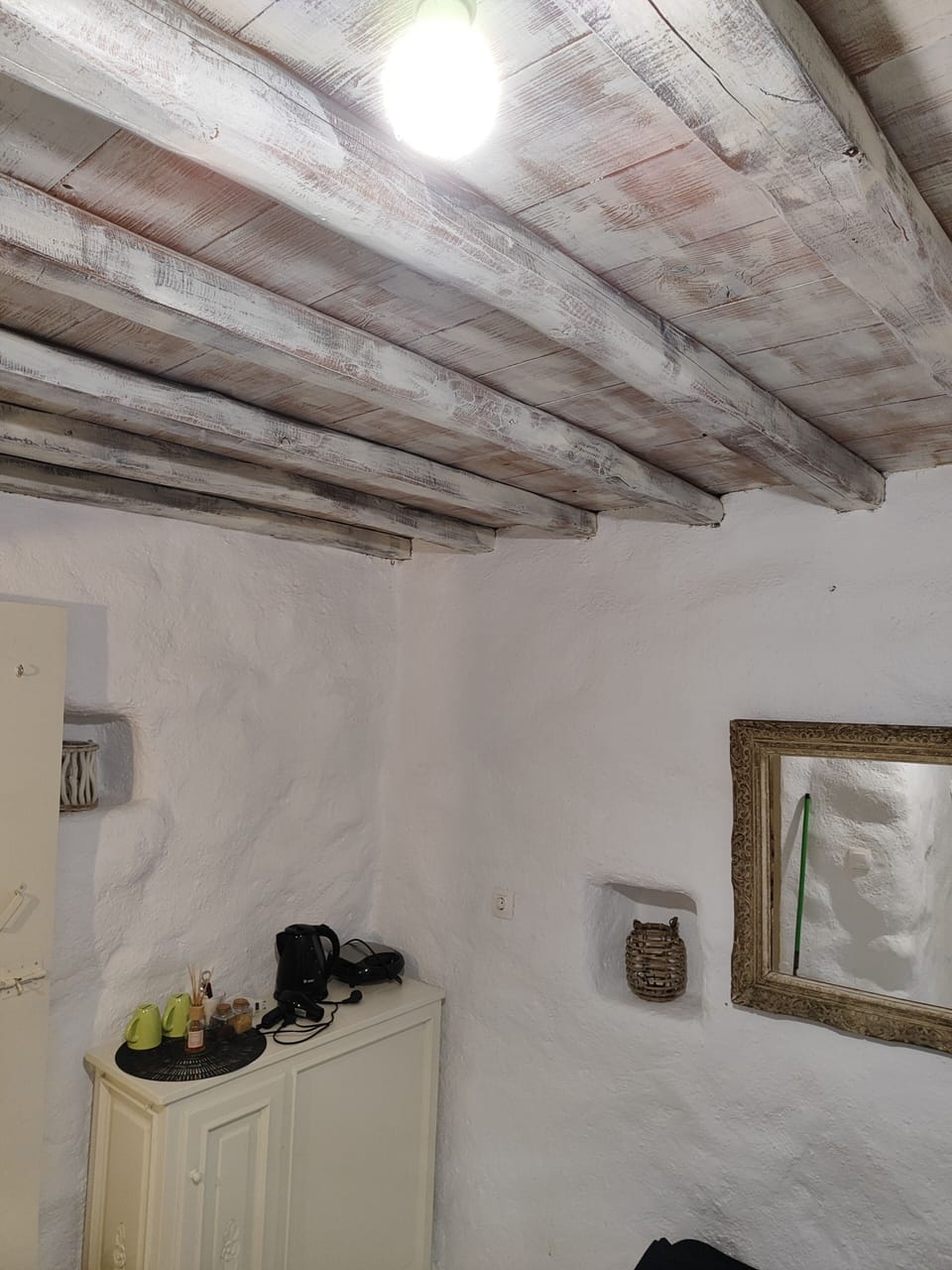 Studio, 1 Bedroom, Accessible, Smoking | Miscellaneous