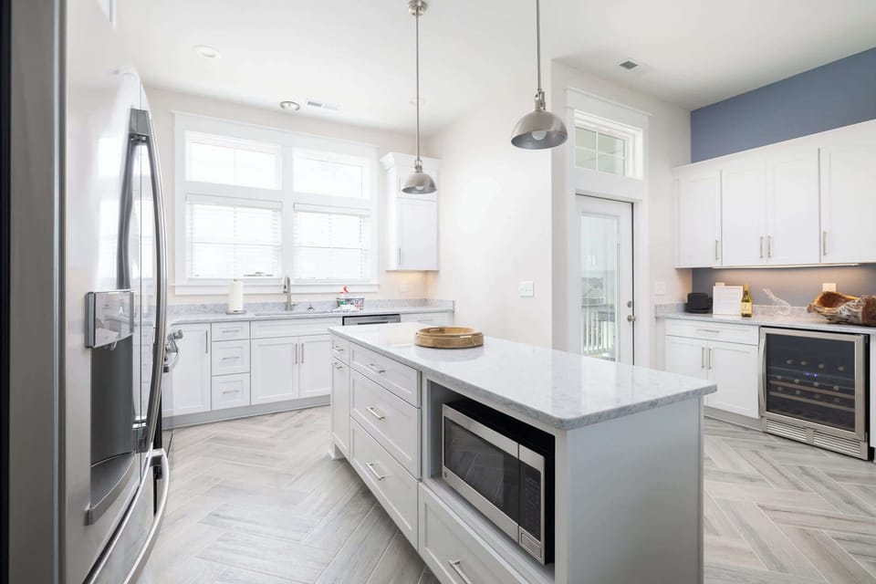 Top Level: Fully Equipped Kitchen w/Wine Fridge