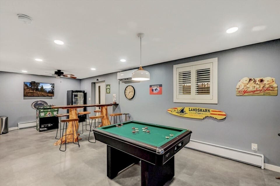 Game room
