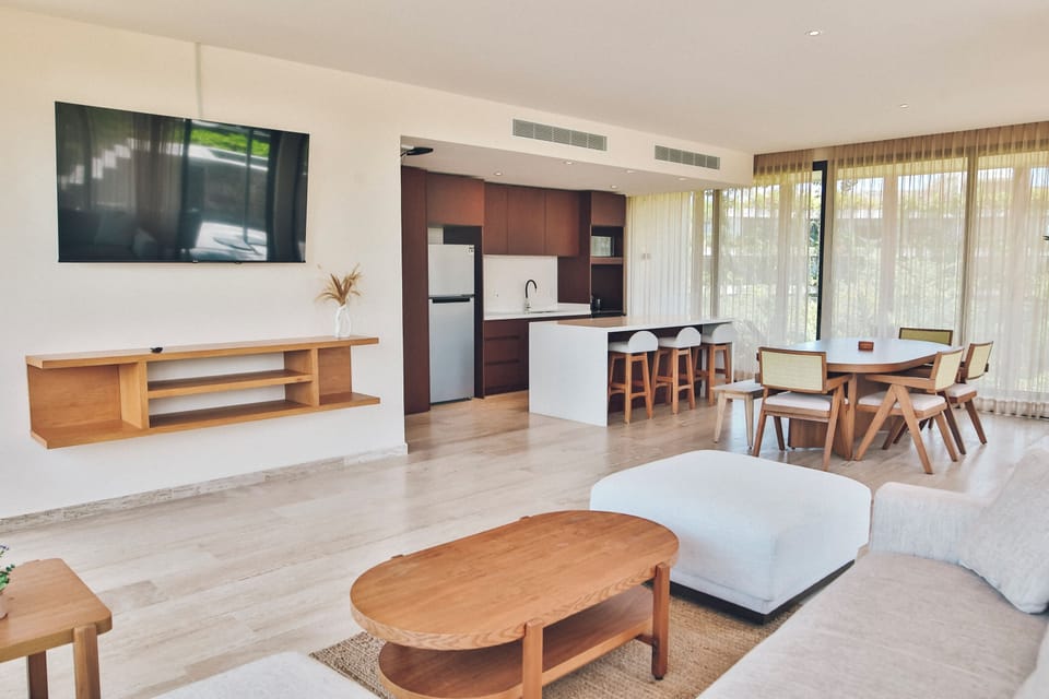 Family Apartment, Garden View | Living area