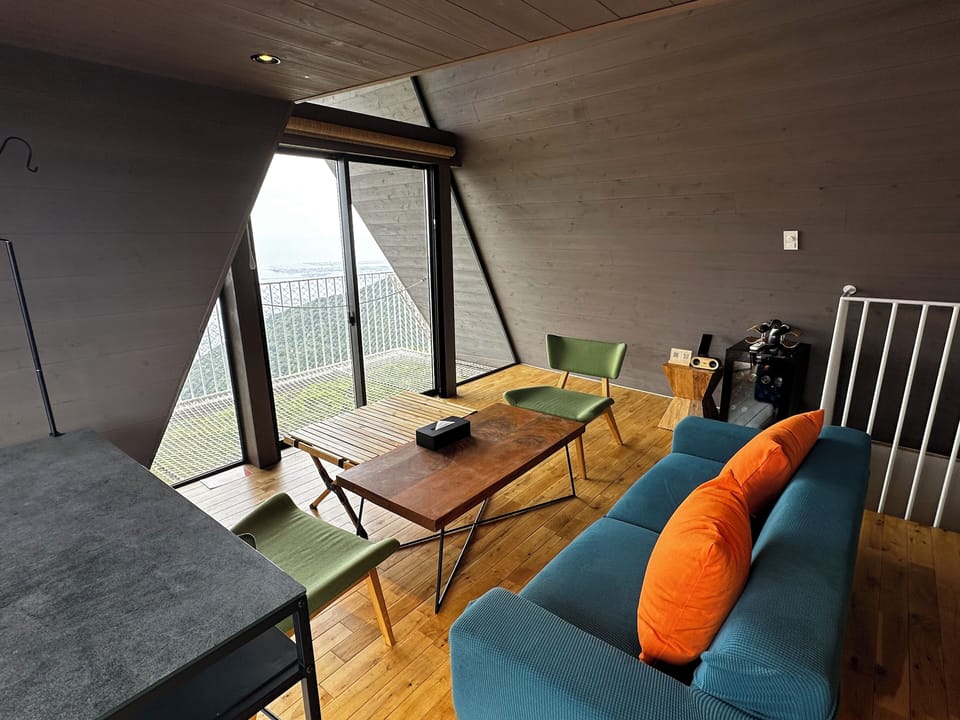 In-room safe, blackout drapes, WiFi (free), bed sheets