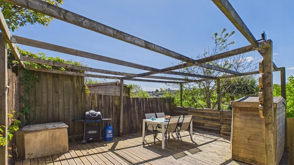Stone's Throw - 3 Bed Holiday Home - Saundersfoot (28723)