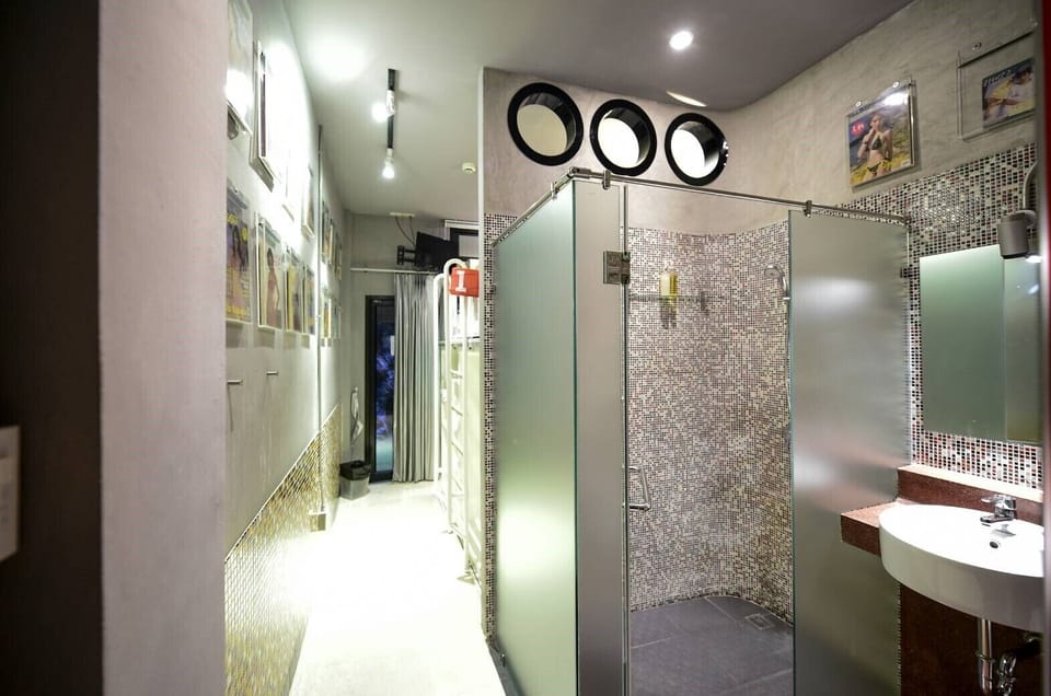 Double Loft Bed | Bathroom | Shower, hair dryer, towels, soap