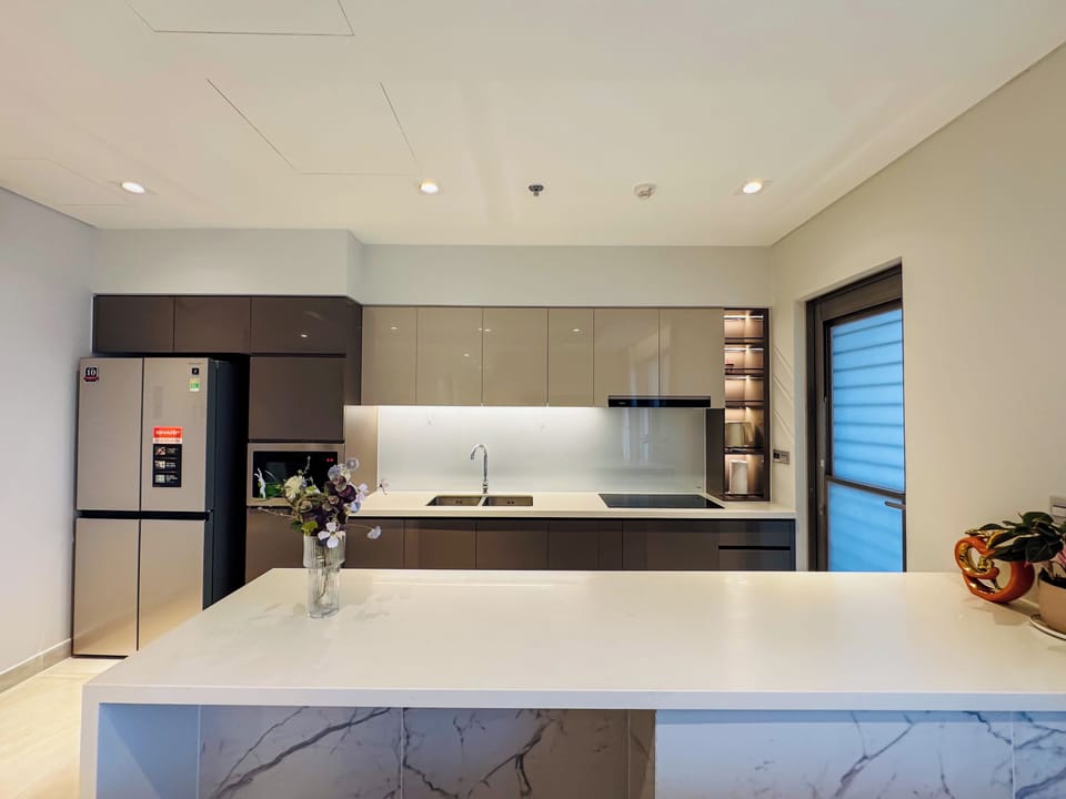Basic Apartment, Balcony, City View | Private kitchen