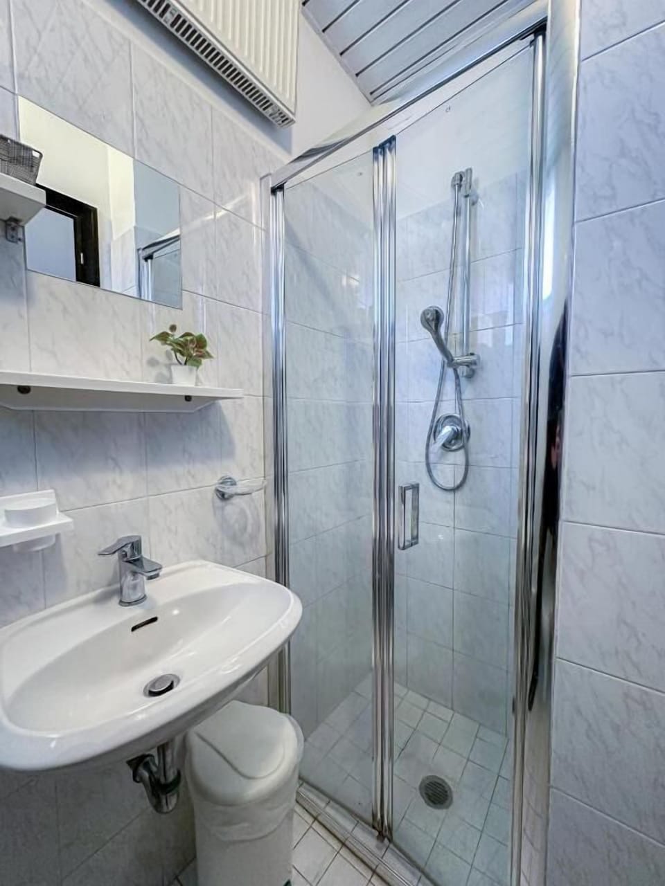 Quadruple Room | Bathroom | Bidet