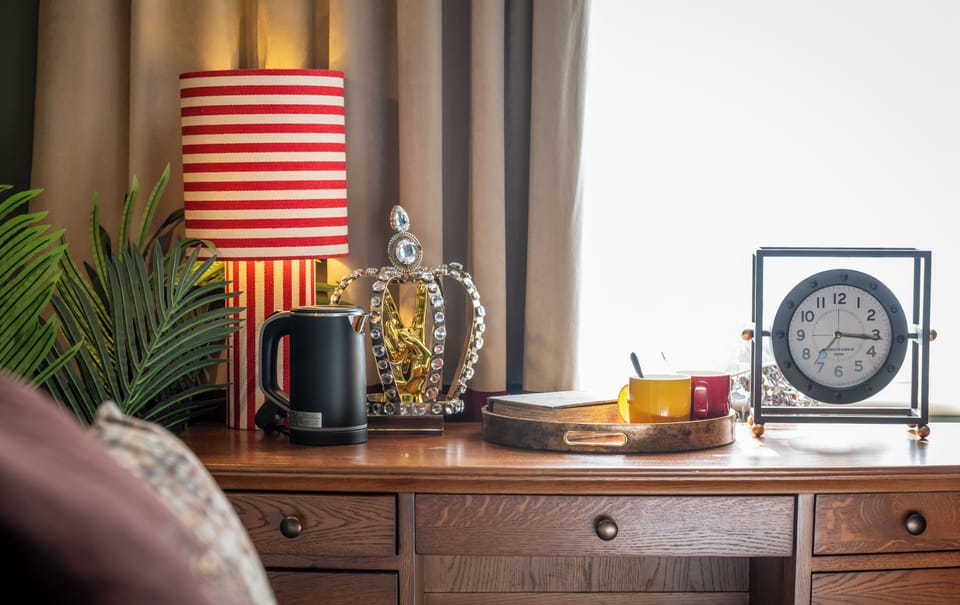 Suite | Interior