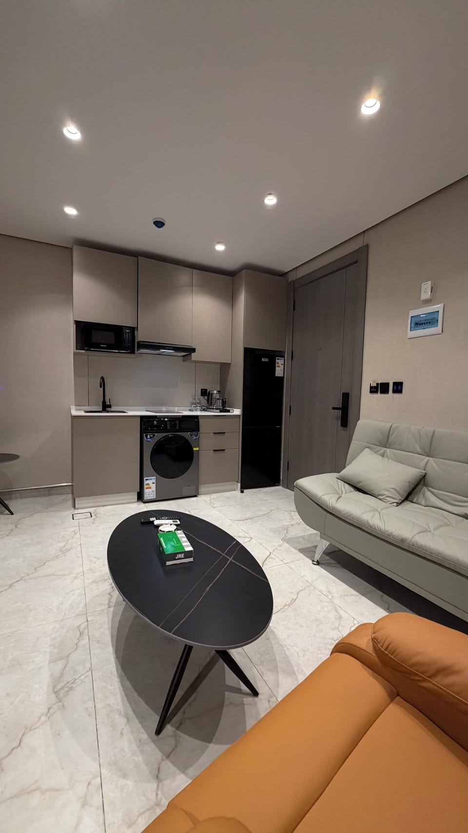 Apartment, 1 Bedroom, Accessible, Smoking | Living room