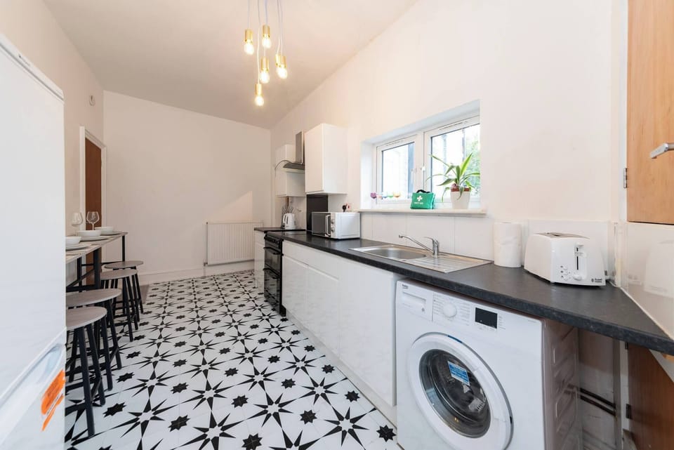 Apartment, 1 Bedroom | Laundry
