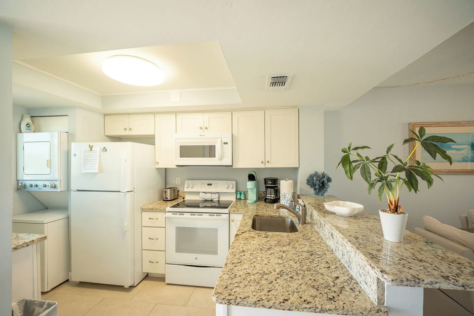 Large Kitchen has all appliances, including a dishwasher