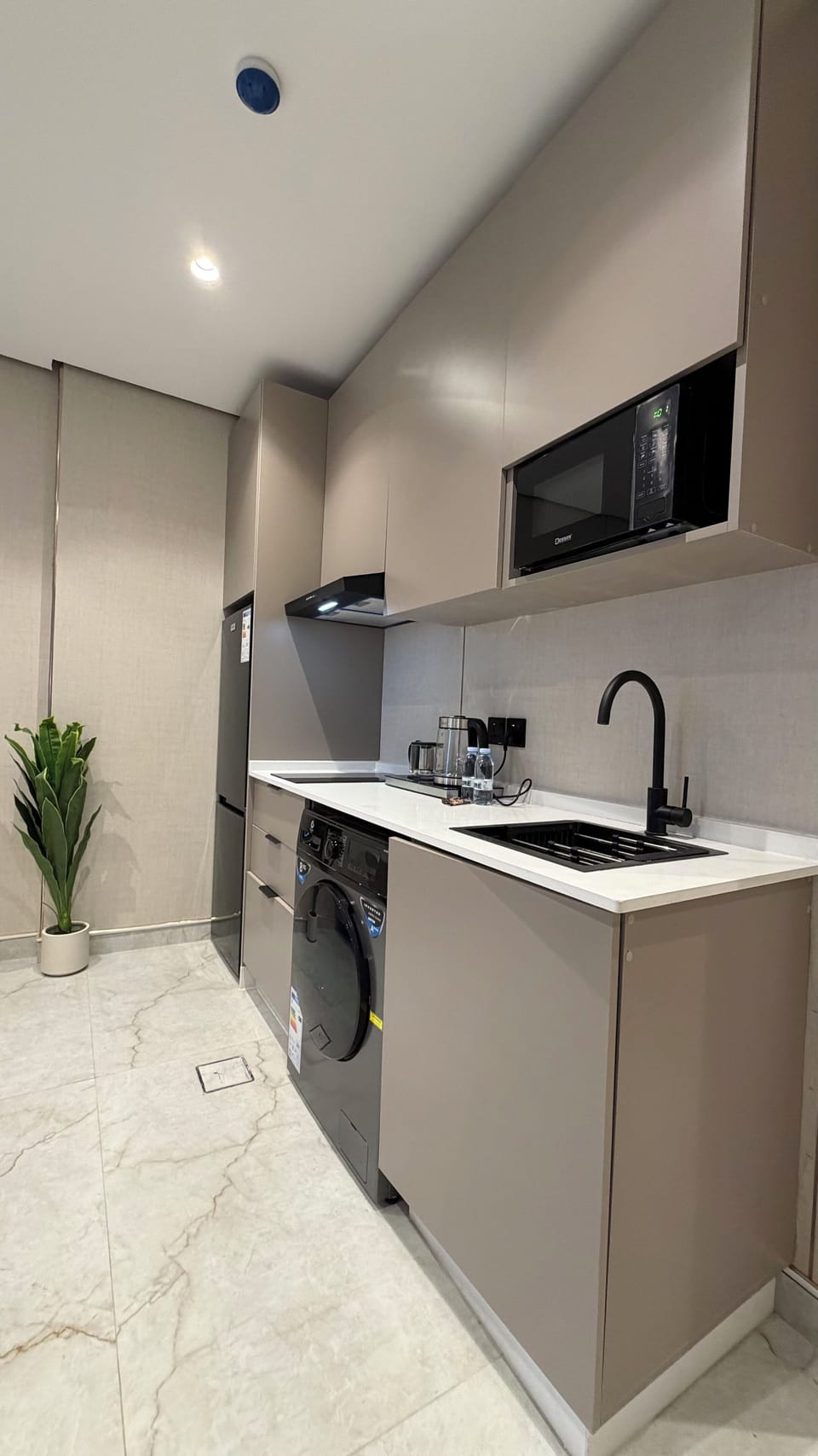 Apartment, 1 Bedroom, Accessible, Smoking | Interior
