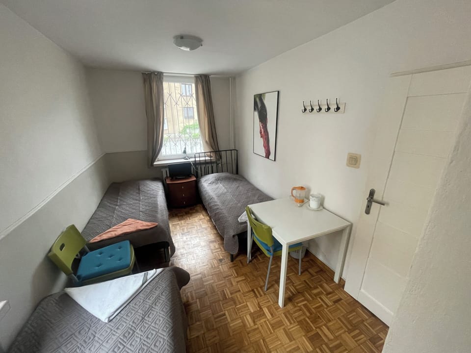 Classic Triple Room | WiFi (free)