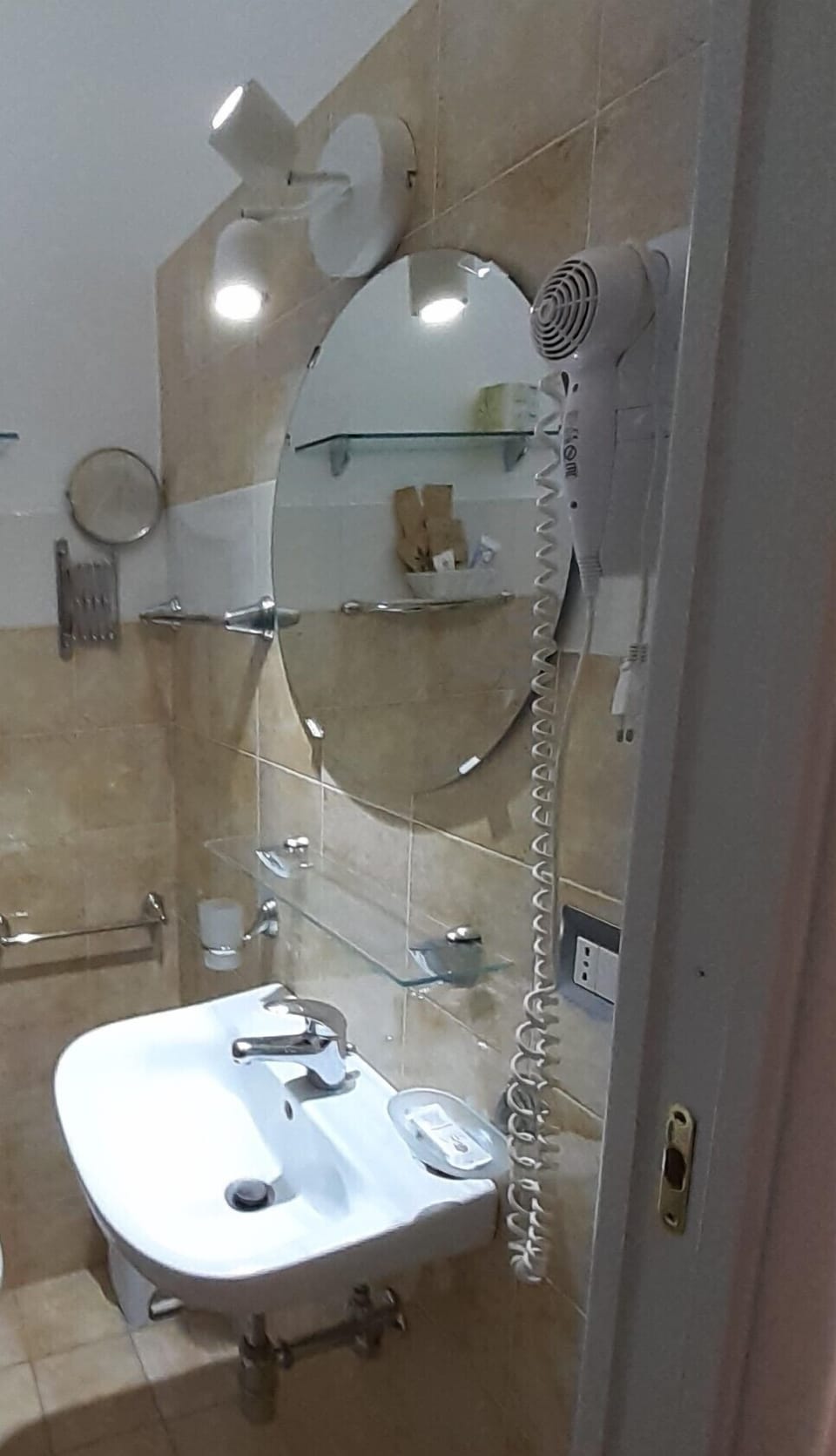 Classic Double Room, City View | Bathroom | Shower, hair dryer, slippers, towels