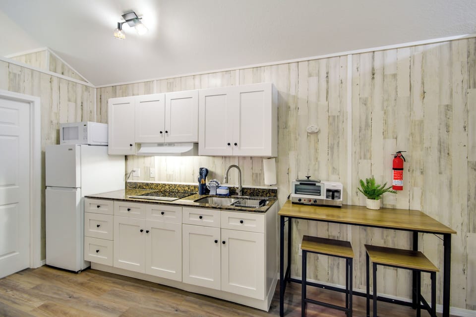 House (2 Bedrooms) | Front of property