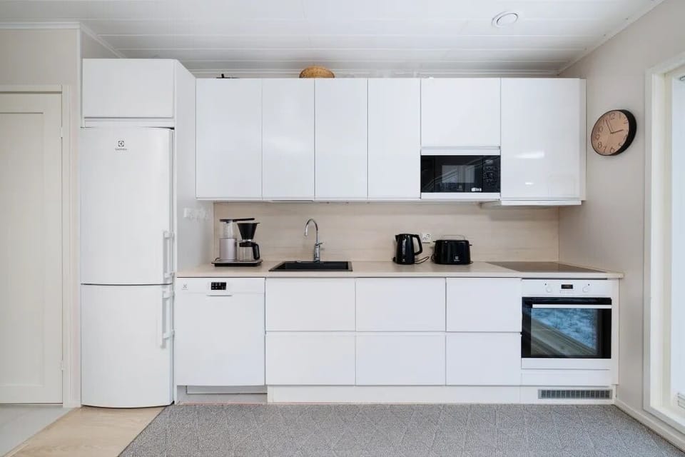 Superior Duplex, 2 Bedrooms, Sauna, Courtyard View | Private kitchen | Full-size fridge, microwave, oven, stovetop