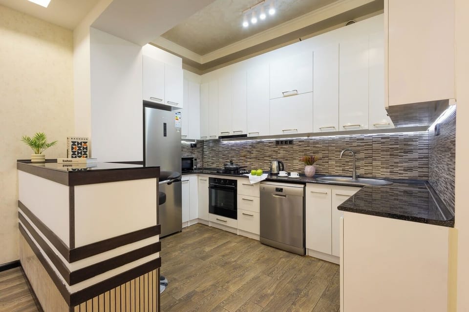 Deluxe Apartment | Private kitchen