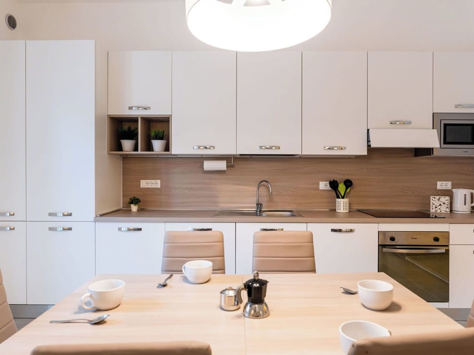 Residential Area, Human Settlement, Apartment, Condominium, Swimming Pool, Resort, Outdoor Furniture, Hotel, Resort Town, Vacation
