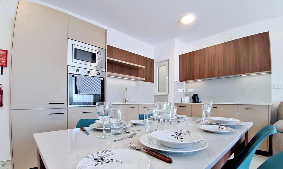 Kitchen and dining area