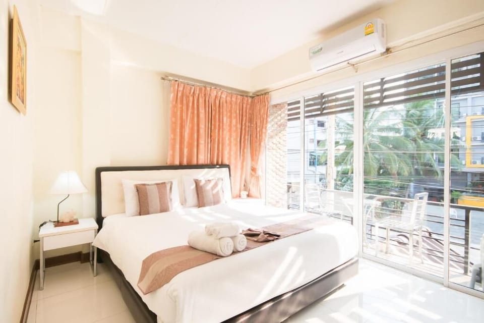 In-room safe, desk, blackout drapes, rollaway beds