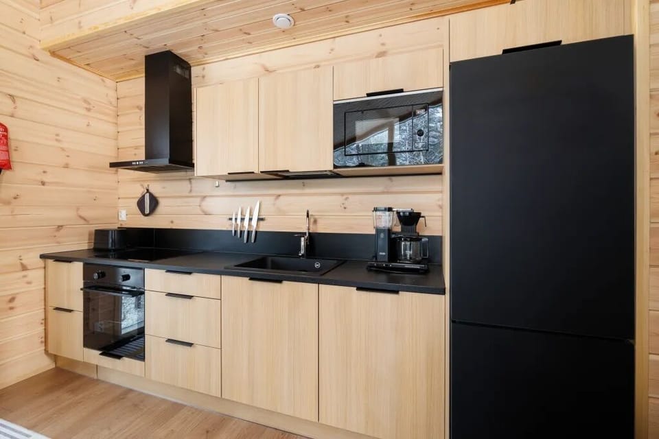 Superior Duplex, 2 Bedrooms, Sauna, Courtyard View | Private kitchen | Full-size fridge, microwave, oven, stovetop