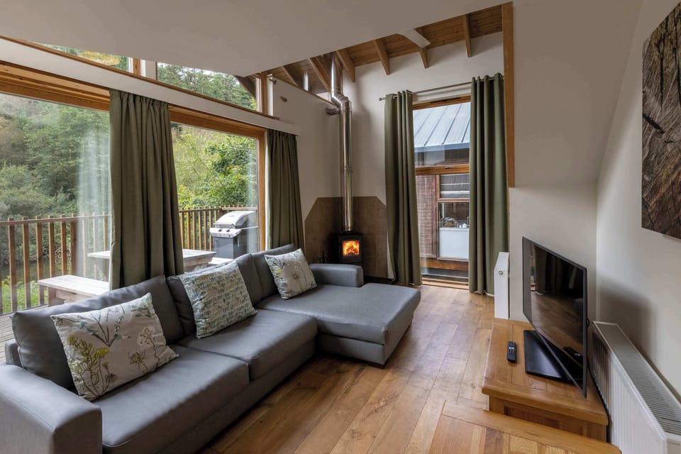 Deerpark Classic Golden Oak Secluded View
