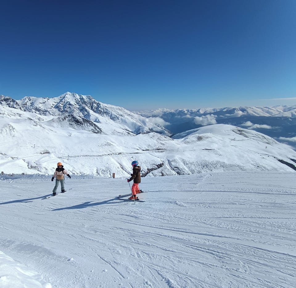 Snow and ski sports