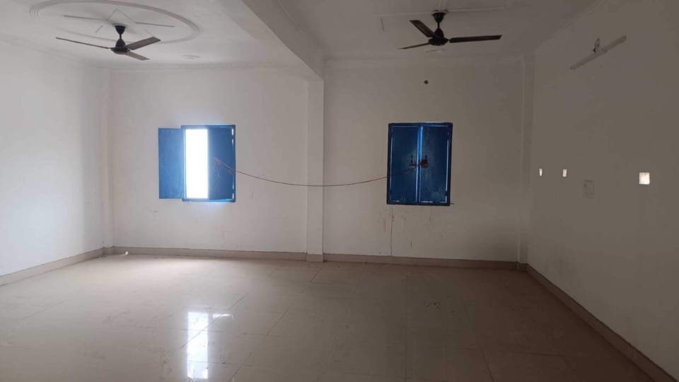Shared Dormitory | Free WiFi, bed sheets