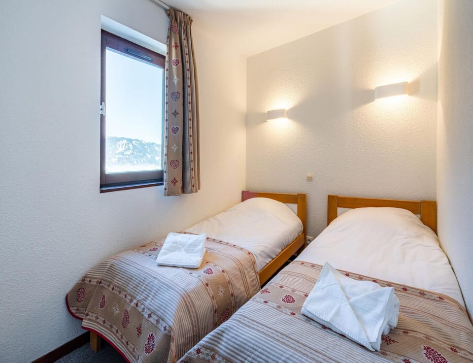 Apartment | 1 bedroom, bed sheets