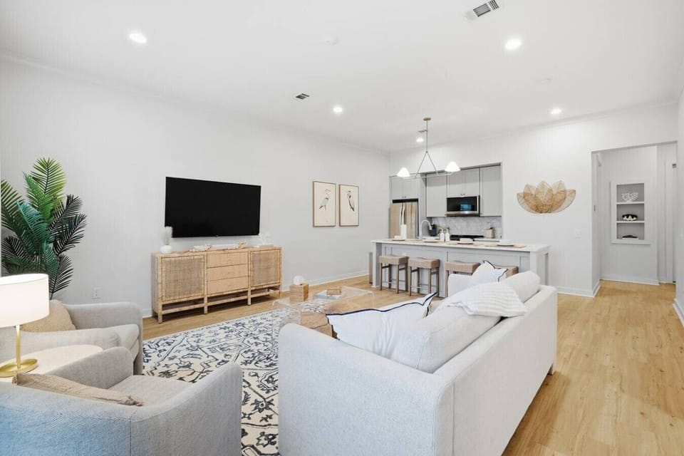 Lounge area perfect for quiet nights in