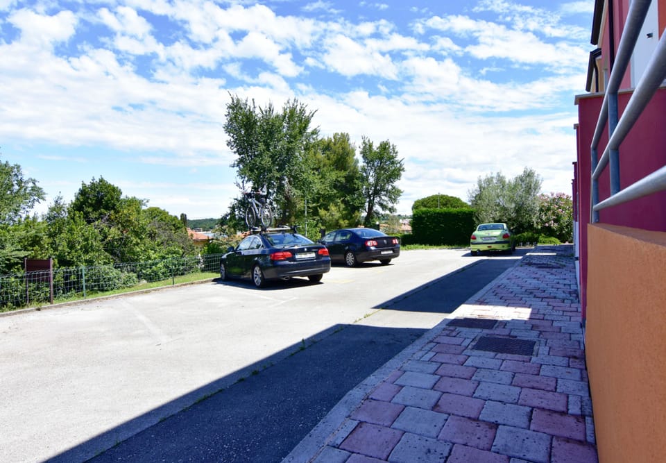 Apartment, 1 Bedroom, Terrace, Ocean View | Parking | Limited parking