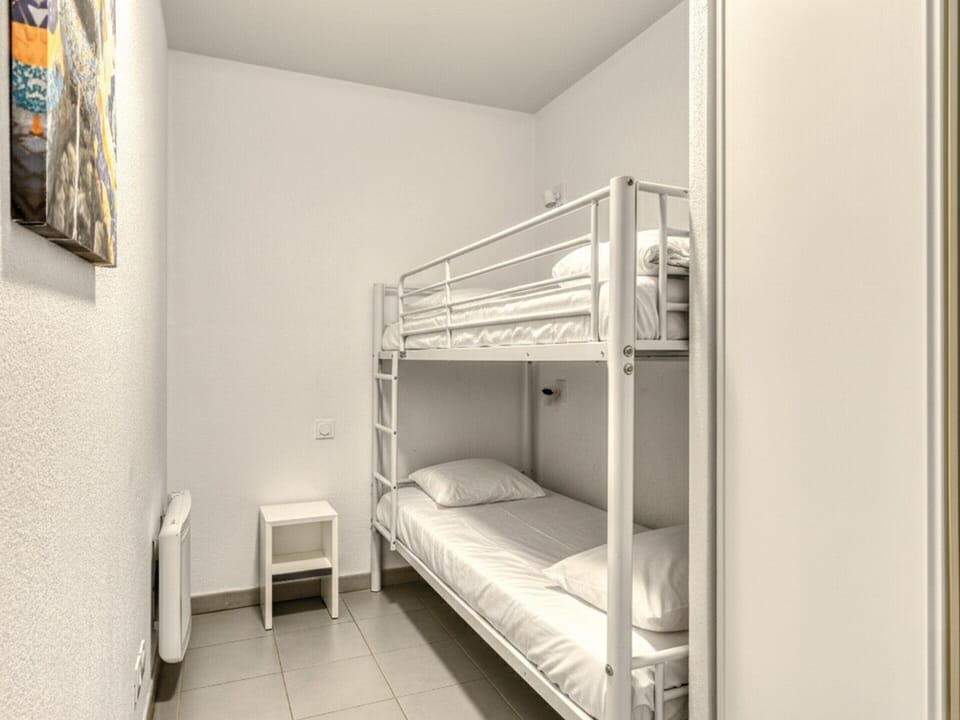 Apartment | 2 bedrooms, bed sheets