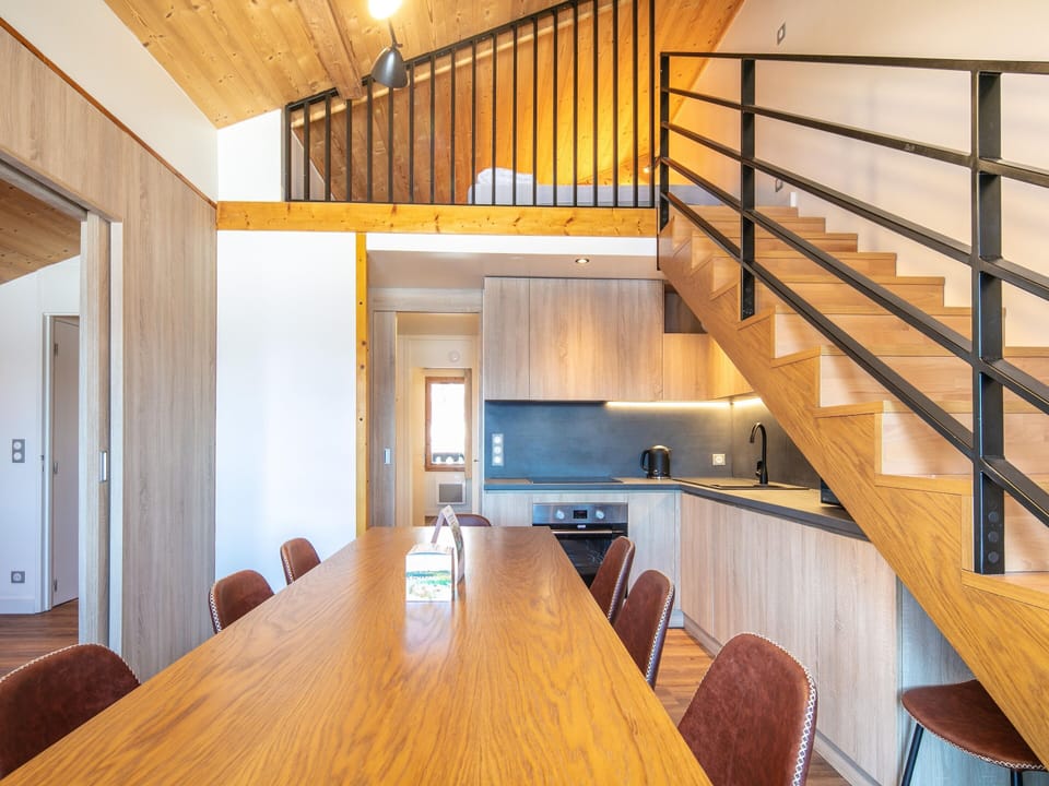 Apartment | Dining