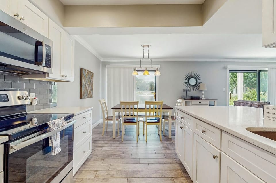 Condo, Multiple Beds (Seascape Golf Villas 95E) | Private kitchen