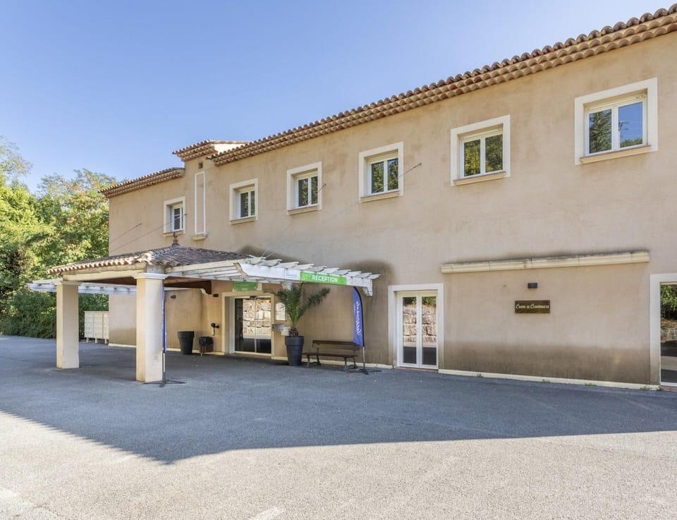 Apartment | Exterior